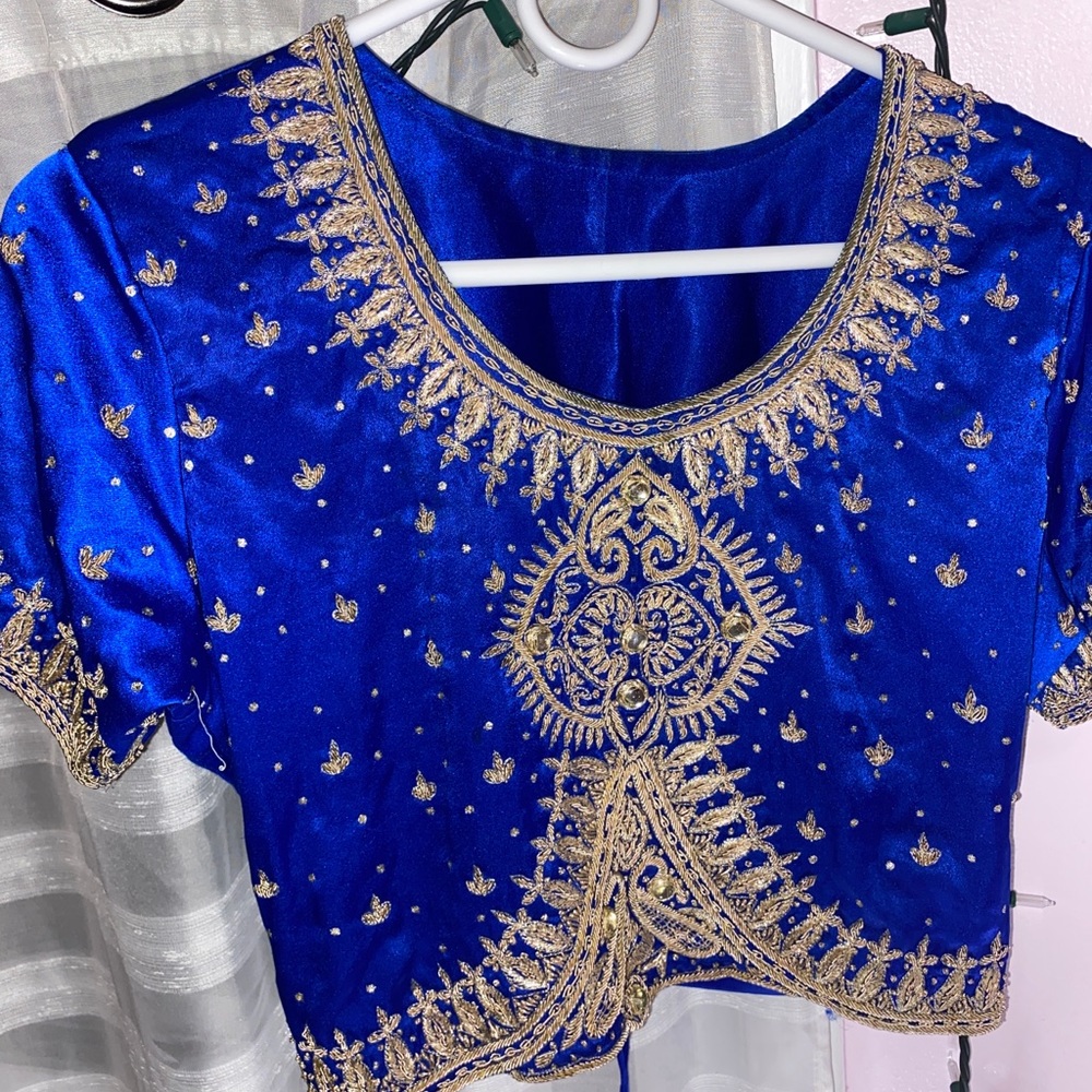 Indian croptop / lengha choli